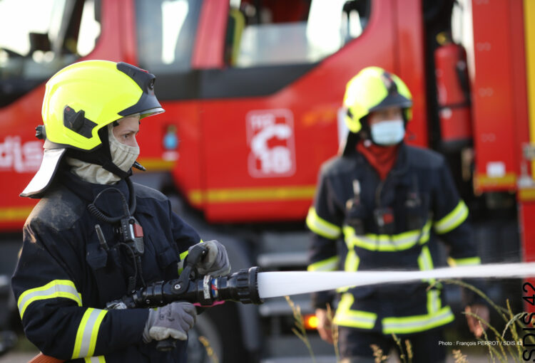 SDIS 42 incendie feu de paille